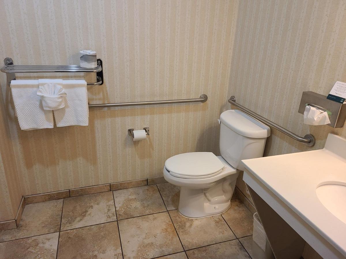 Quality Inn & Suites Wellington - Fort Collins المظهر الخارجي الصورة