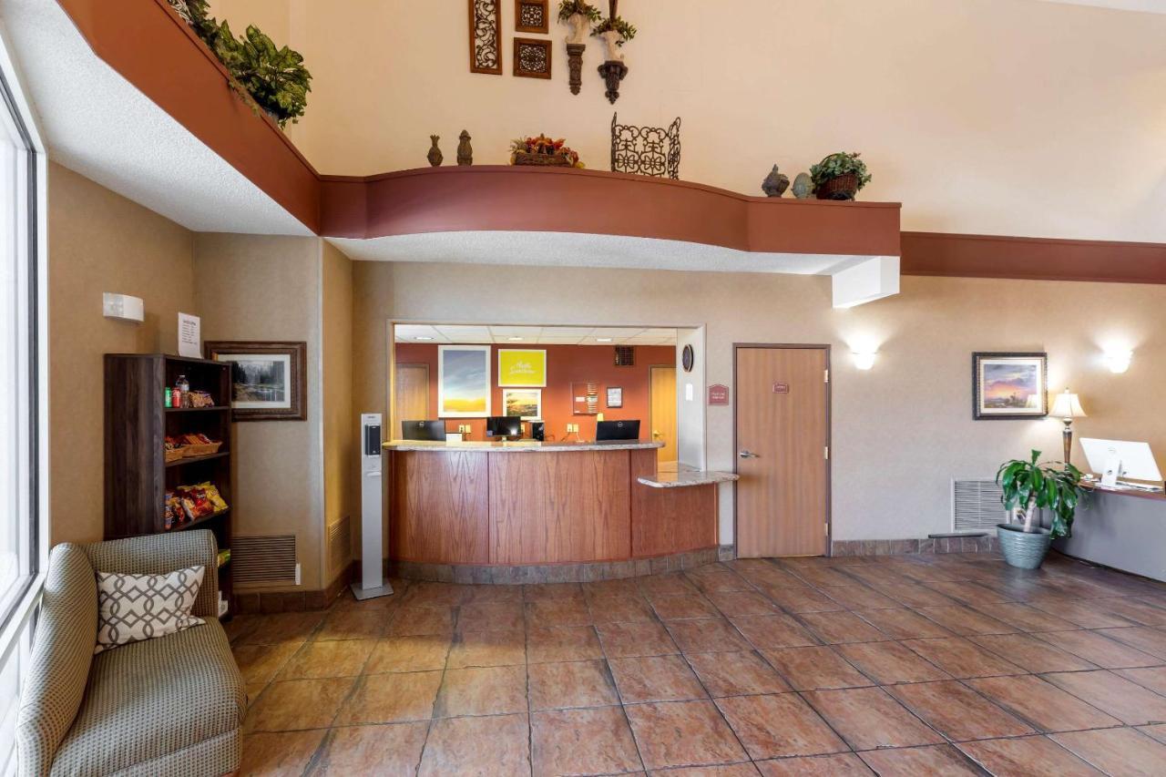 Quality Inn & Suites Wellington - Fort Collins المظهر الخارجي الصورة