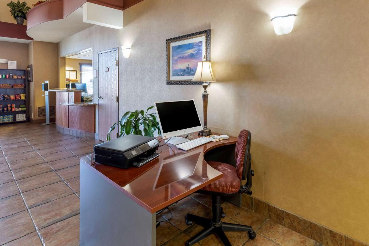Quality Inn & Suites Wellington - Fort Collins المظهر الخارجي الصورة