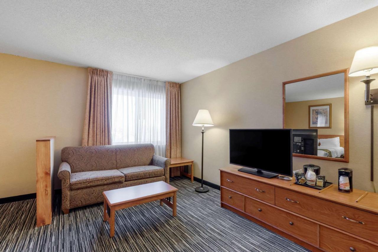 Quality Inn & Suites Wellington - Fort Collins المظهر الخارجي الصورة