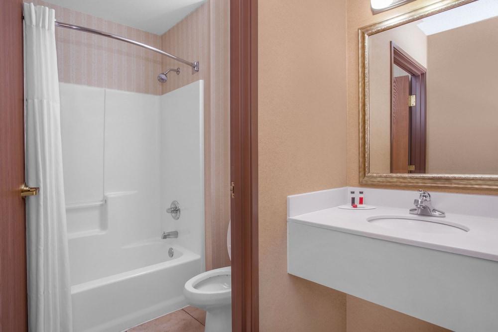 Quality Inn & Suites Wellington - Fort Collins المظهر الخارجي الصورة